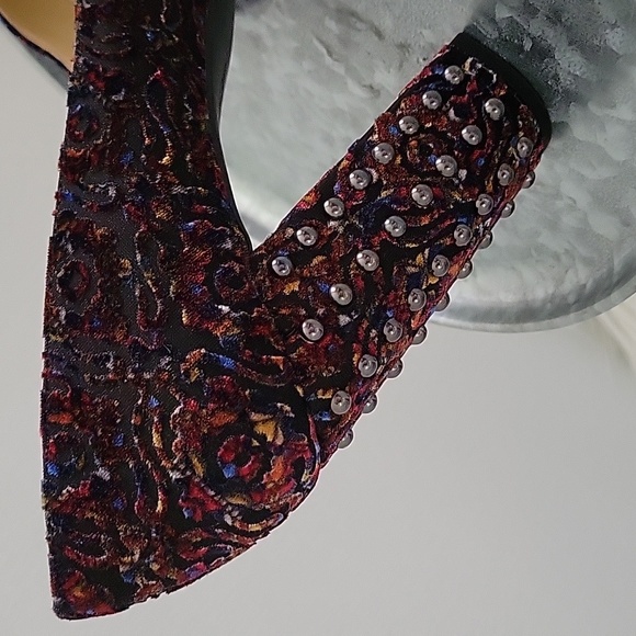 Jessica Simpson Bainer velvet studded block heel womens size 10M - Picture 13 of 13